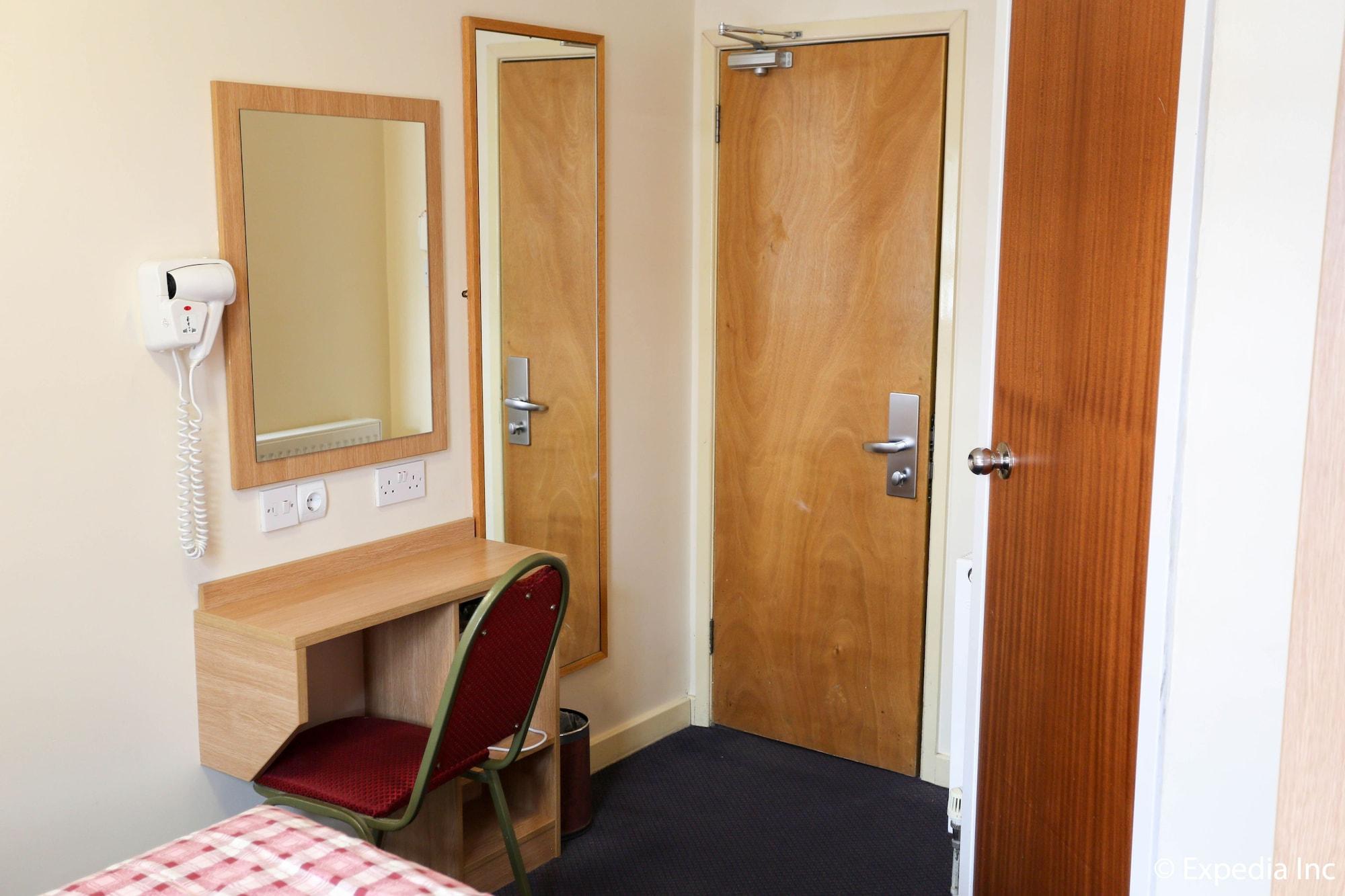 Colliers Hotel London Bagian luar foto