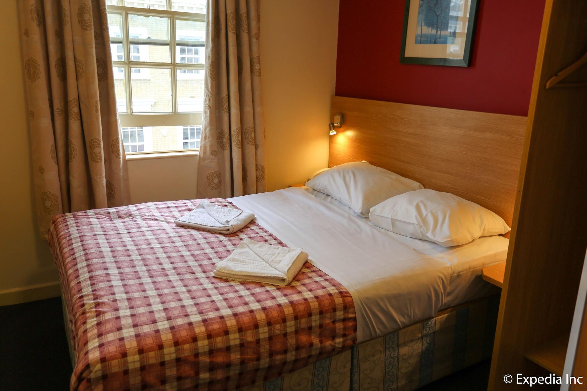 Colliers Hotel London Bagian luar foto