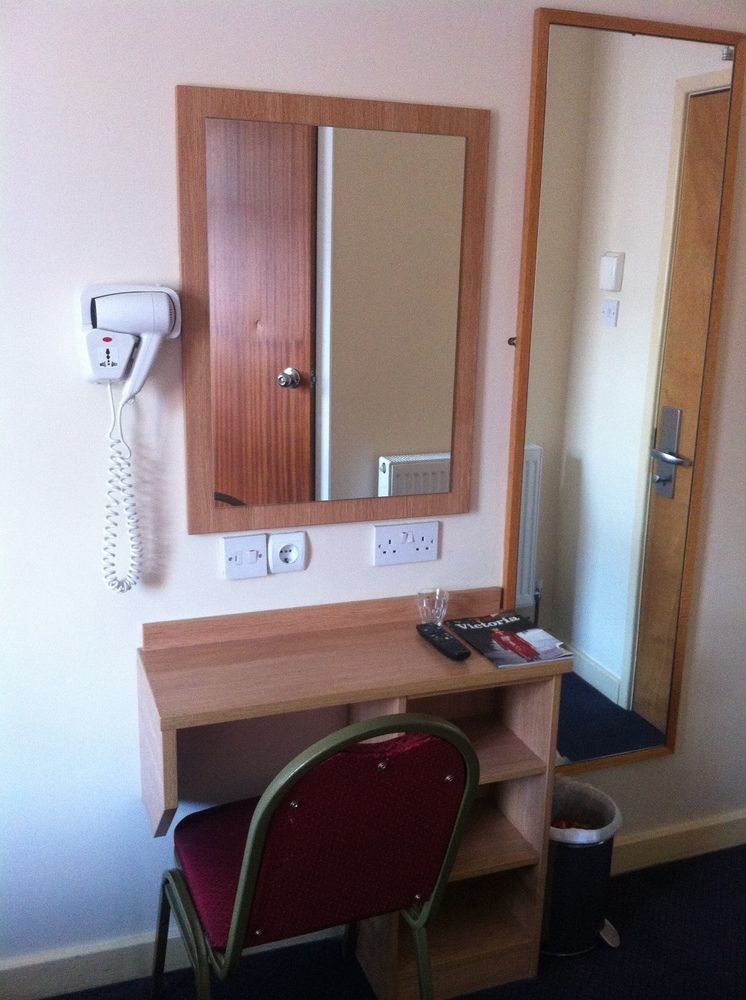 Colliers Hotel London Bagian luar foto